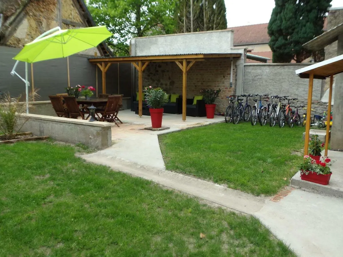L' Escale De La Besbre Villa Vaumas 0*,